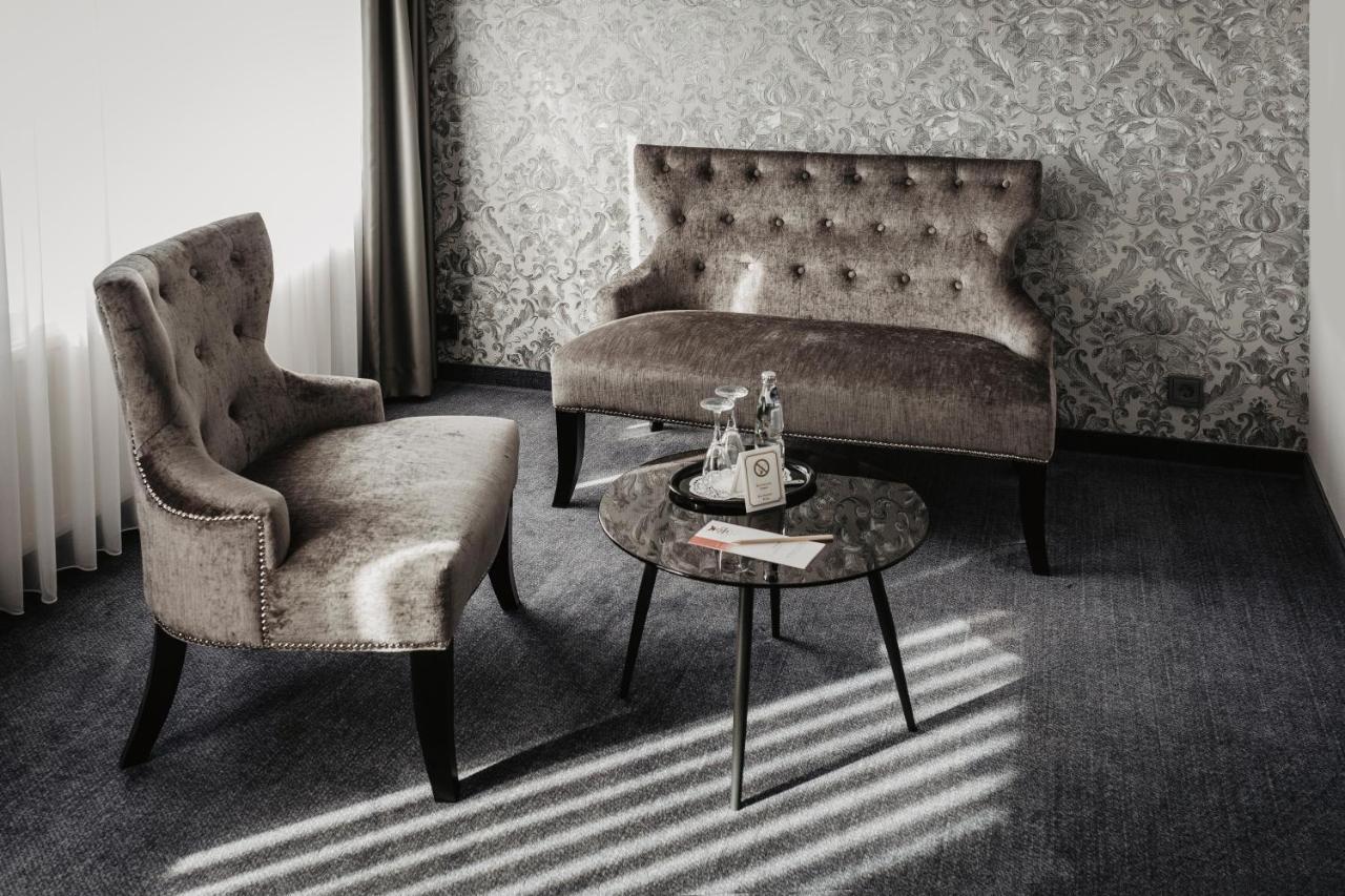Hotel Schwarzer Adler Stendal Extérieur photo